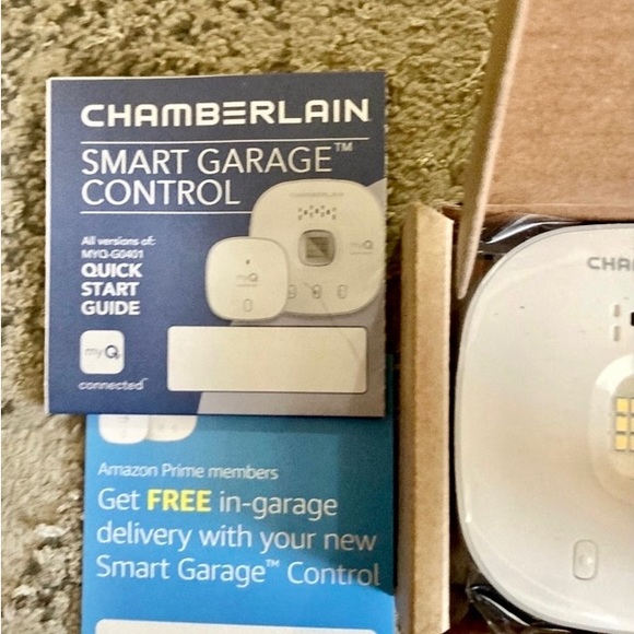 GARAGE DOOR OPENER SMART - Picture 11 of 12